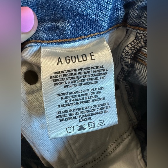 Parker Vintage Cut Off Short in Swapmeet
AGOLDE size 25 Aritzia 
Denim Jeans - Picture 3 of 9